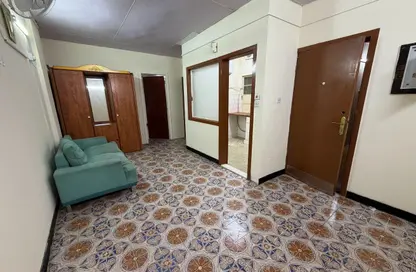 Apartment - 2 Bedrooms - 1 Bathroom for rent in Manama Souq - Manama - Capital Governorate