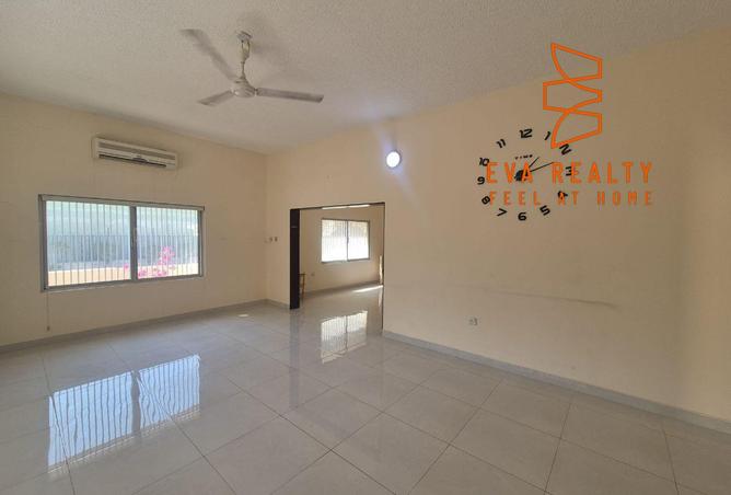 55861214 - Property Main Image