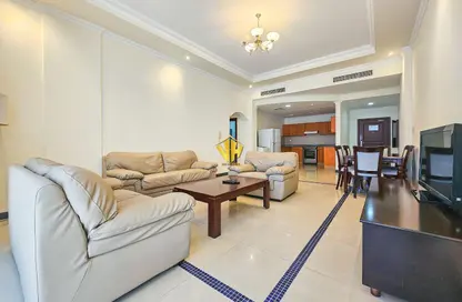 Apartment - 3 Bedrooms - 3 Bathrooms for rent in Al Juffair - Capital Governorate