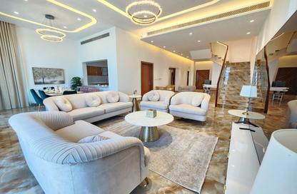 Duplex - 3 Bedrooms - 5 Bathrooms for rent in Seef - Capital Governorate Duplex - 3 Bedrooms - 5 Bathrooms for rent in Seef - Capital Governorate