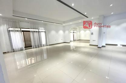 Villa - 4 Bedrooms - 5 Bathrooms for rent in Saar - Northern Governorate