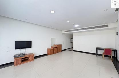 Apartment - 2 - 2 for sale in Busaiteen - Muharraq Governorate