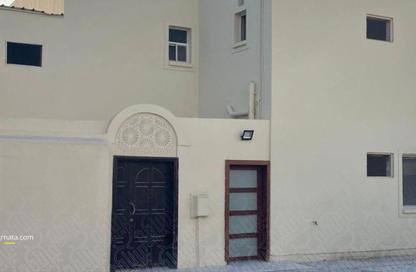 Villa - 6 Bedrooms - 4 Bathrooms for sale in Hamad Town - Northern Governorate