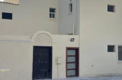 فيلا - 6 غرف نوم - 4 حمامات للبيع في مدينة حمد - المحافظة الشمالية