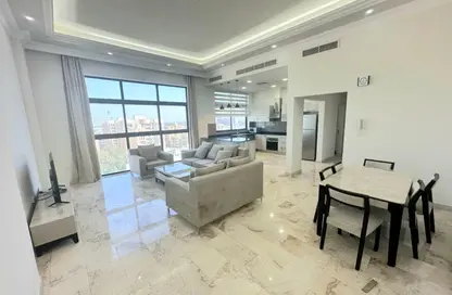 Apartment - 2 Bedrooms - 3 Bathrooms for rent in Um Al Hasam - Manama - Capital Governorate