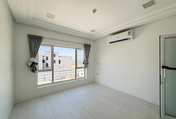 55366730 - Property Image 2