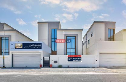 Villa - 4 Bedrooms - 6 Bathrooms for sale in Mozoon - Diyar Al Muharraq - Muharraq Governorate