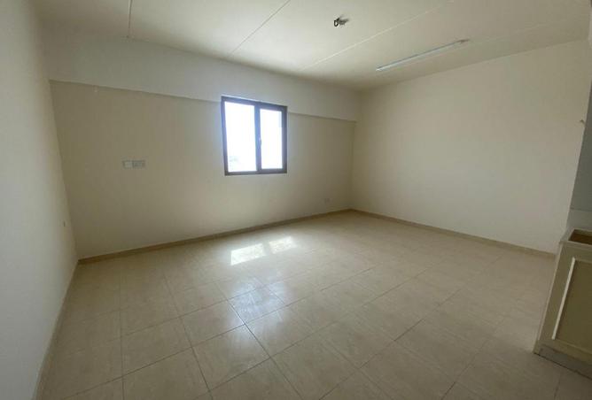 990194 - Property Image 3