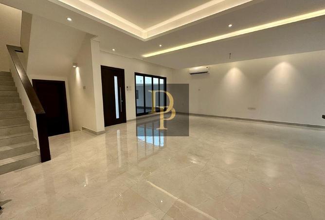 53489378 - Property Image 3
