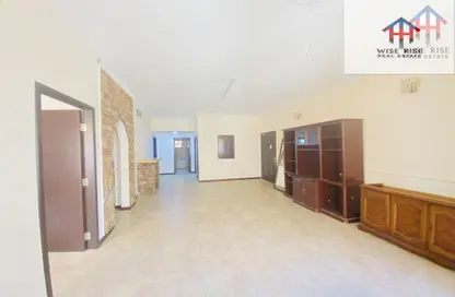 Apartment - 3 Bedrooms - 2 Bathrooms for rent in Hoora - Capital Governorate