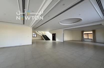 Villa - 5 Bedrooms - 5 Bathrooms for rent in Saar - Northern Governorate