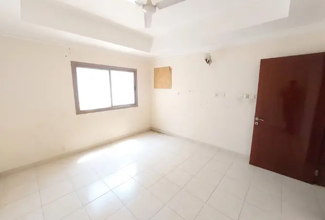 56153198 - Property Image 2