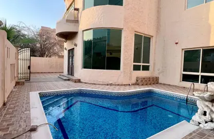 فيلا - 6 غرف نوم - 6 حمامات للبيع في سار - المحافظة الشمالية