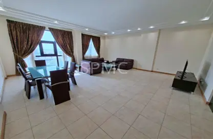 Apartment - 3 Bedrooms - 4 Bathrooms for rent in Mahooz - Manama - Capital Governorate