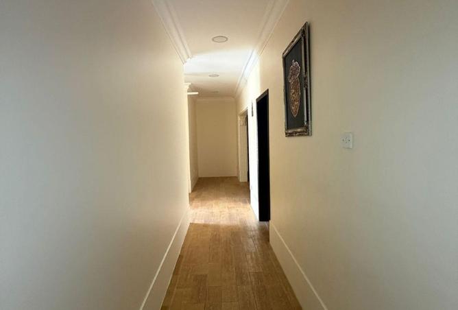 51353039 - Property Image 2