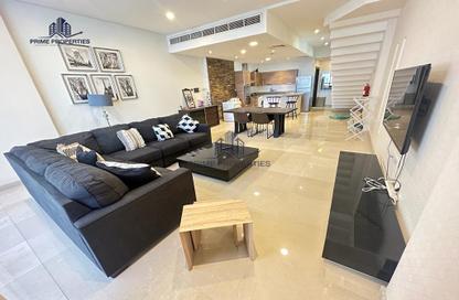 Duplex - 2 Bedrooms - 3 Bathrooms for rent in Al Juffair - Capital Governorate