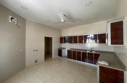 Apartment - 3 Bedrooms - 2 Bathrooms for rent in Tubli - Central Governorate