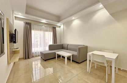 Apartment - 1 Bedroom - 1 Bathroom for rent in Exhibition Road - Hoora - Capital Governorate