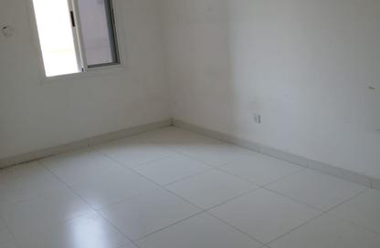 Apartment - 2 - 2 for rent in Busaiteen - Muharraq Governorate