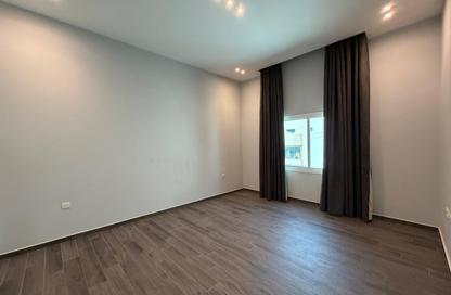 Apartment - 2 Bedrooms - 2 Bathrooms for rent in Tubli - Central Governorate