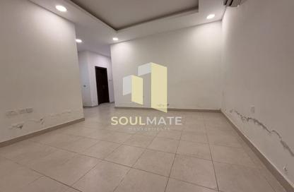 Apartment - 2 Bedrooms - 2 Bathrooms for rent in Busaiteen - Muharraq Governorate Apartment - 2 Bedrooms - 2 Bathrooms for rent in Busaiteen - Muharraq Governorate