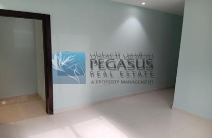 Office Space - Studio - 2 for rent in Seef - Capital Governorate