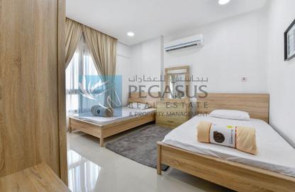 Apartment - 2 Bedrooms - 2 Bathrooms for rent in Busaiteen - Muharraq Governorate