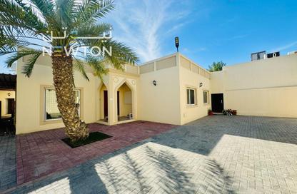 Villa - 3 Bedrooms - 3 Bathrooms for rent in Janabiya - Northern Governorate