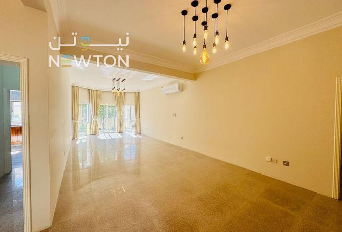 52409518 - Property Image 2