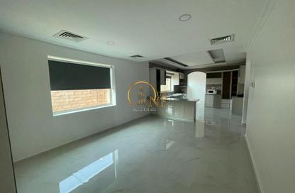 Compound - 6 - 7 for sale in Saar - Northern Governorate