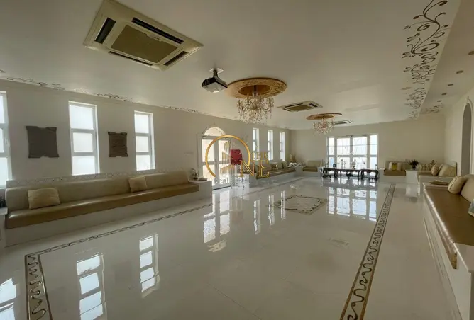 57265173 - Property Image 2