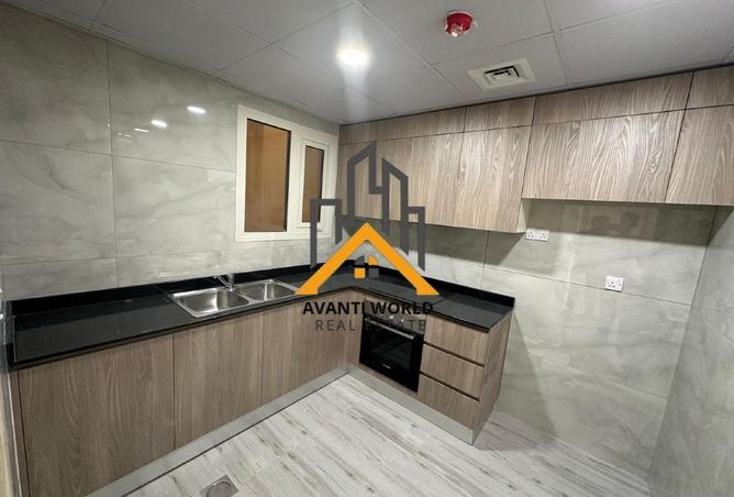 1002486 - Property Image 3