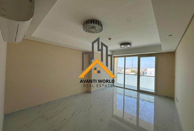 1002486 - Property Image 2