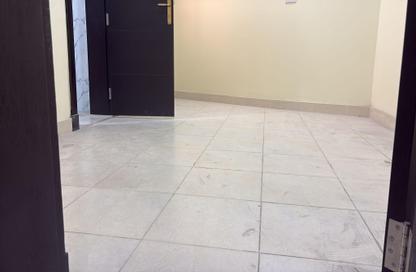 Apartment - 1 Bedroom - 1 Bathroom for rent in Al Juffair - Capital Governorate Apartment - 1 Bedroom - 1 Bathroom for rent in Al Juffair - Capital Governorate