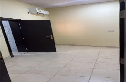 Apartment - 1 Bedroom - 1 Bathroom for rent in Al Juffair - Capital Governorate