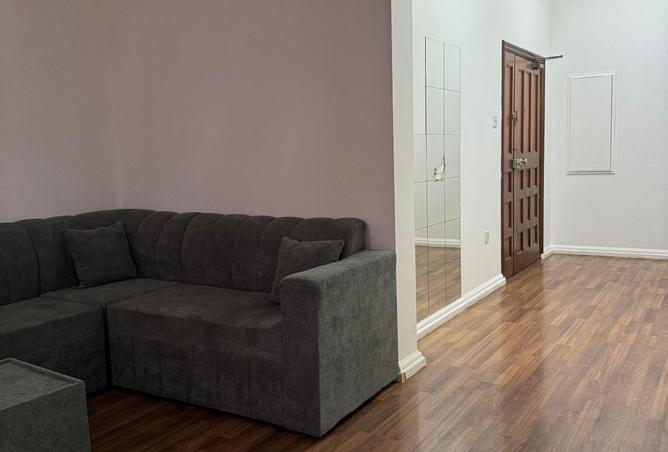 51905027 - Property Image 3