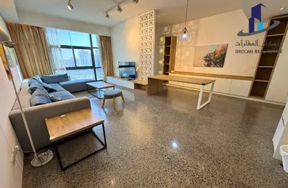 Apartment - 2 Bedrooms - 2 Bathrooms for rent in Al Juffair - Capital Governorate