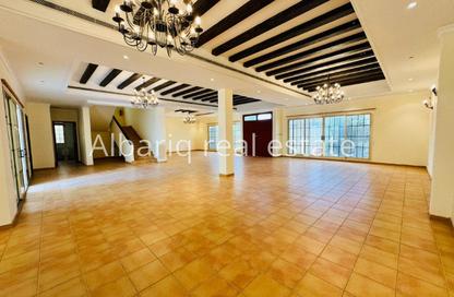 Villa - 4 Bedrooms - 5 Bathrooms for rent in Tubli - Central Governorate