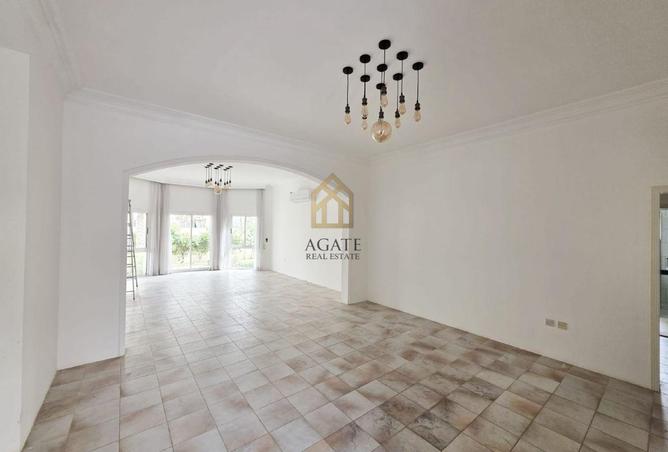 52490432 - Property Image 2