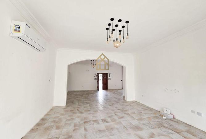 52490432 - Property Image 3