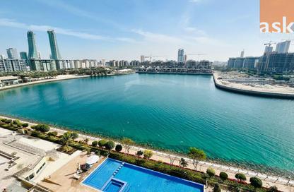 شقة - 3 غرف نوم - 5 حمامات للايجار في جزيرة الريف - محافظة العاصمة