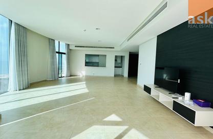 Apartment - 3 Bedrooms - 5 Bathrooms for rent in Reef Island - Capital Governorate