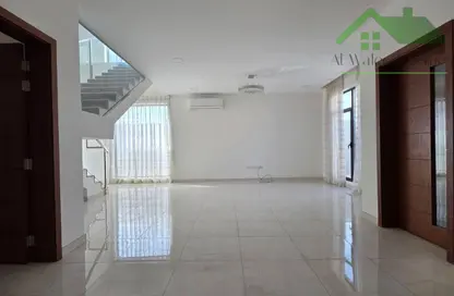 Villa - 4 Bedrooms - 4 Bathrooms for rent in Hidd - Muharraq Governorate