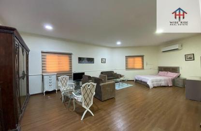 Apartment - Studio - 1 Bathroom for rent in Mahooz - Manama - Capital Governorate