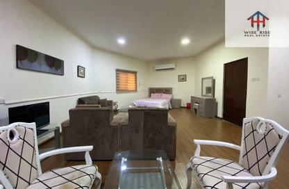 Apartment - Studio - 1 Bathroom for rent in Mahooz - Manama - Capital Governorate