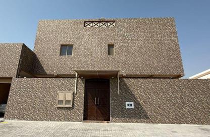 Villa - 5 Bedrooms - 7+ Bathrooms for sale in Ras Hayan - Southern Governorate