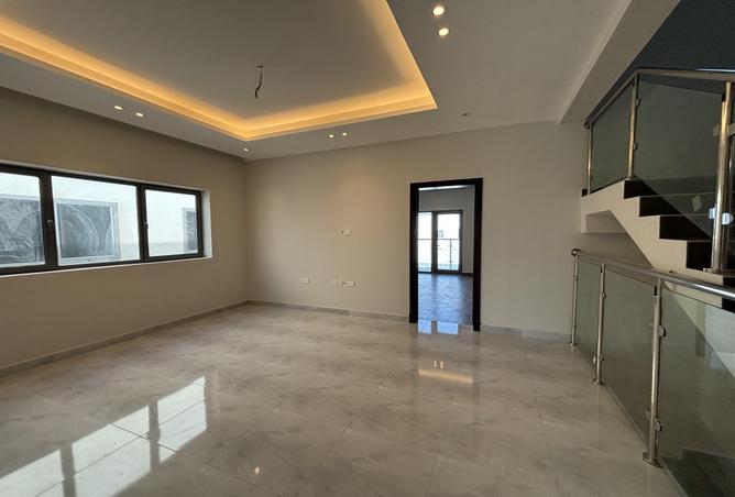 996079 - Property Image 2