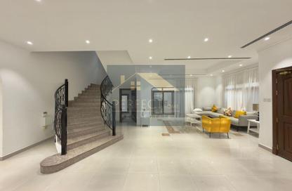 Villa - 4 Bedrooms - 6 Bathrooms for rent in Saar - Northern Governorate