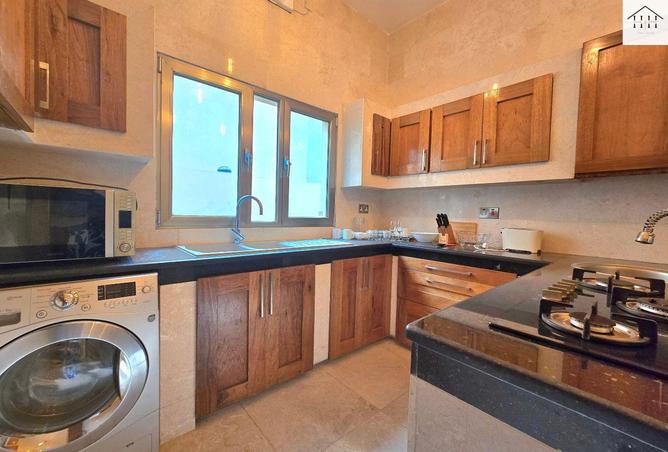 52956093 - Property Image 3