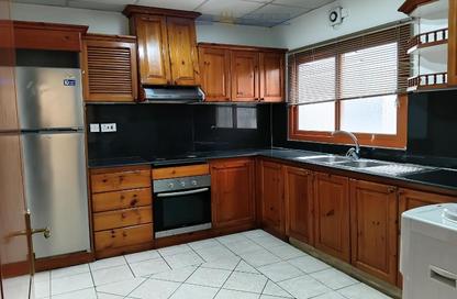 Apartment - 2 Bedrooms - 2 Bathrooms for rent in Al Juffair - Capital Governorate
